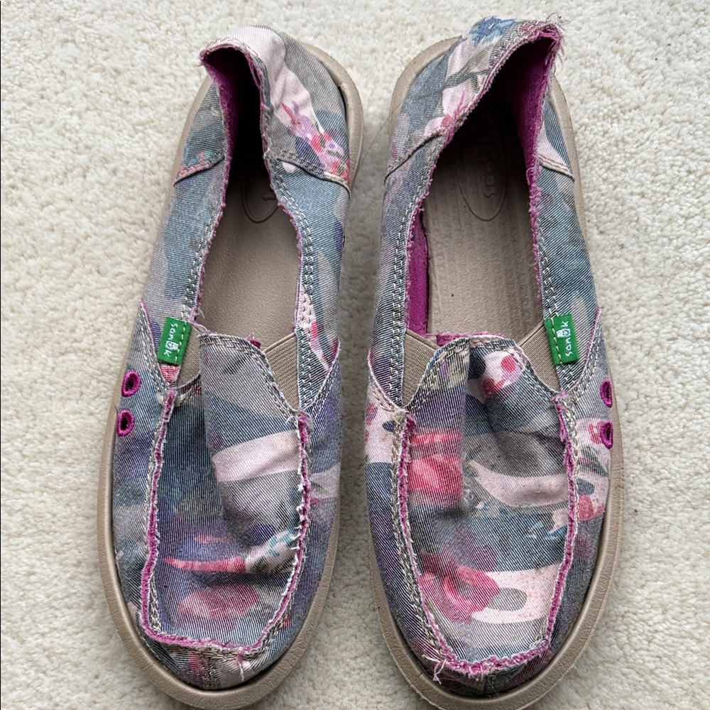 Sanuk Floral Canvas Slip-Ons with Pink and Gray